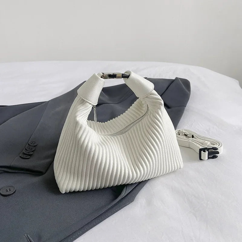 Article comforme à l'image, créez votre style en choisissant votre taille, couleur pour une satifaction parfaite!