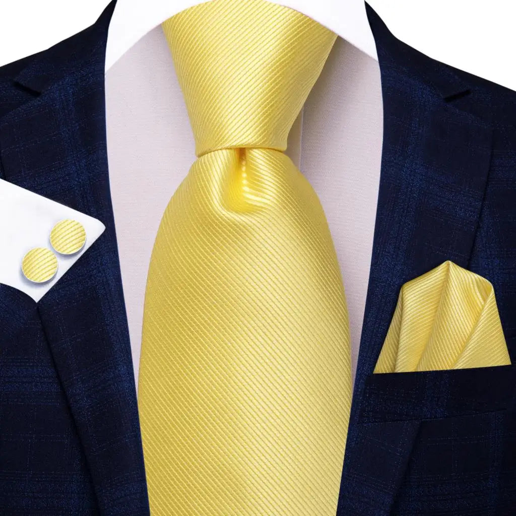 Article comforme à l'image, créez votre style en choisissant votre taille, couleur pour une satifaction parfaite!