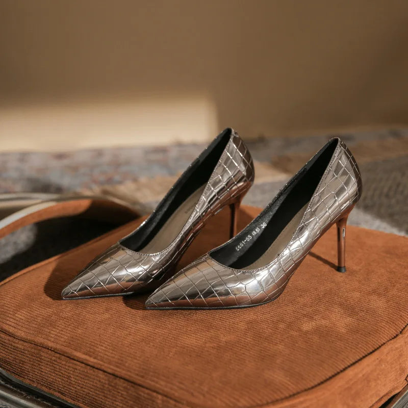 Article comforme à l'image, créez votre style en choisissant votre taille, couleur pour une satifaction parfaite!
