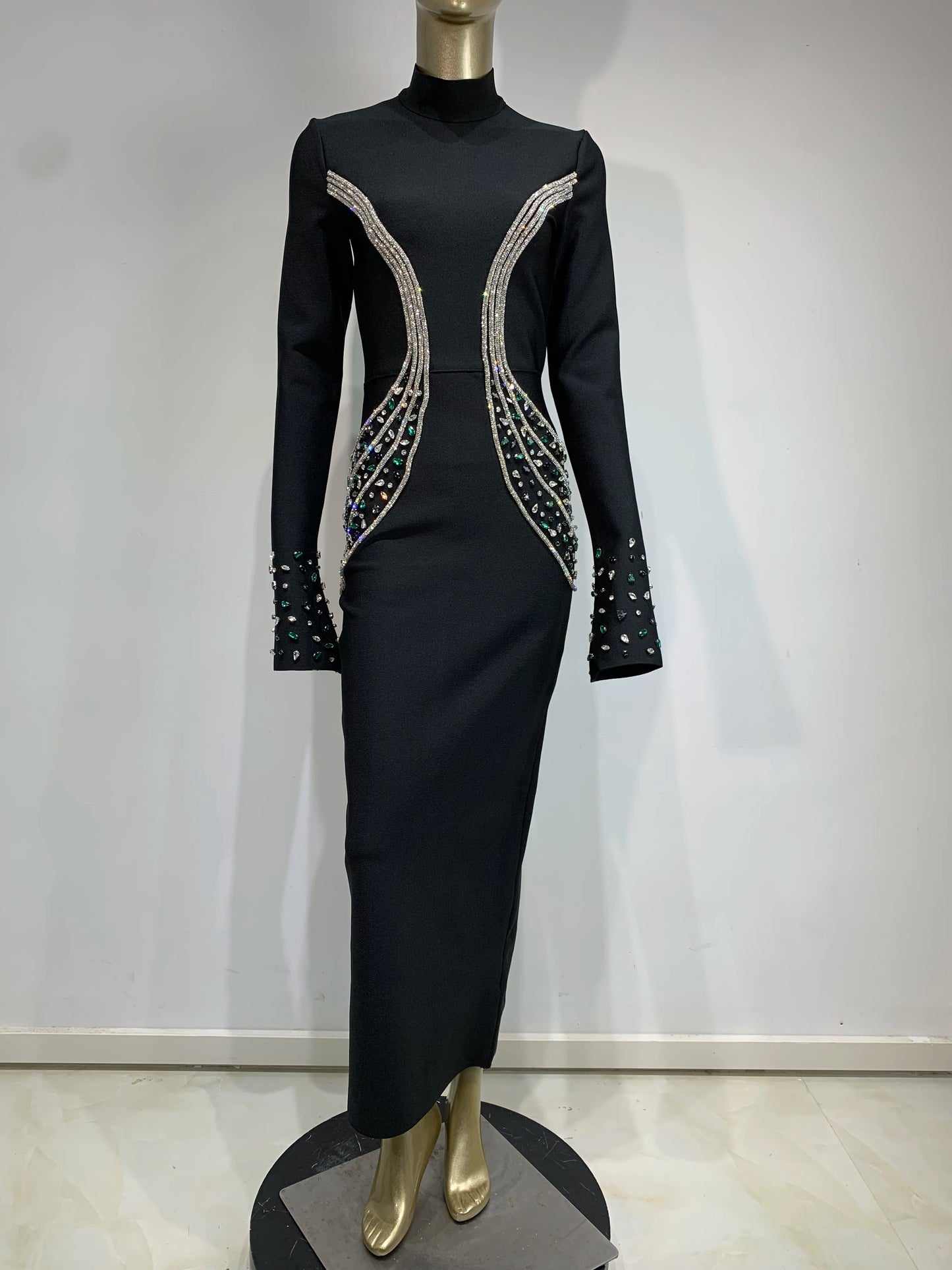 Article comforme à l'image, créez votre style en choisissant votre taille, couleur pour une satifaction parfaite!