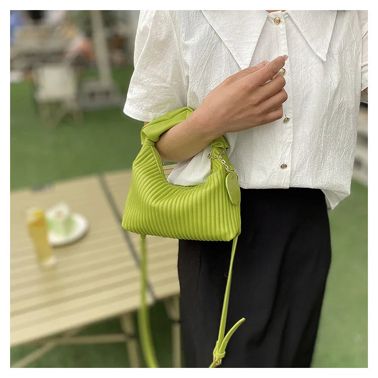 Article comforme à l'image, créez votre style en choisissant votre taille, couleur pour une satifaction parfaite!