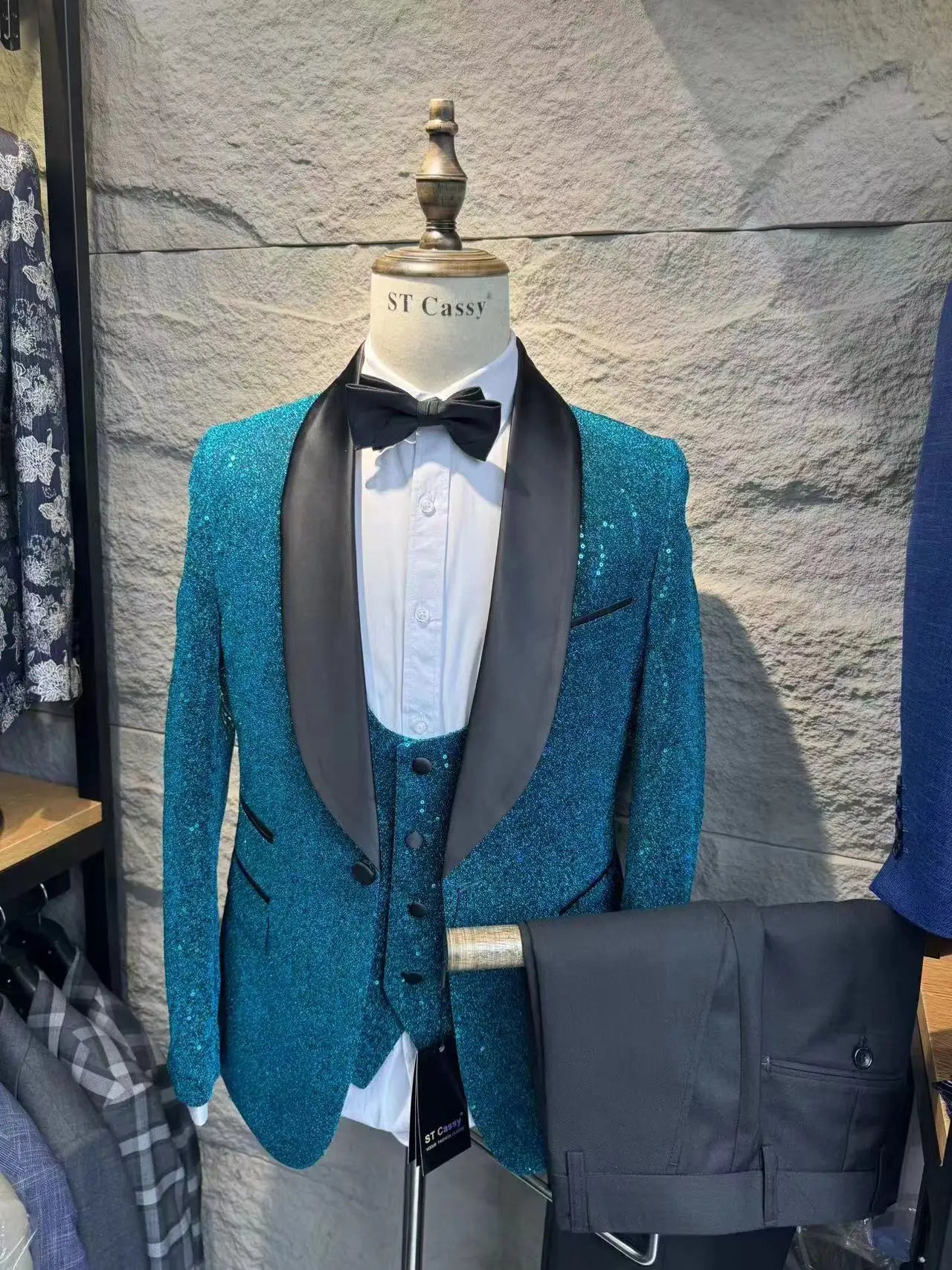 Article comforme à l'image, créez votre style en choisissant votre taille, couleur pour une satifaction parfaite!
