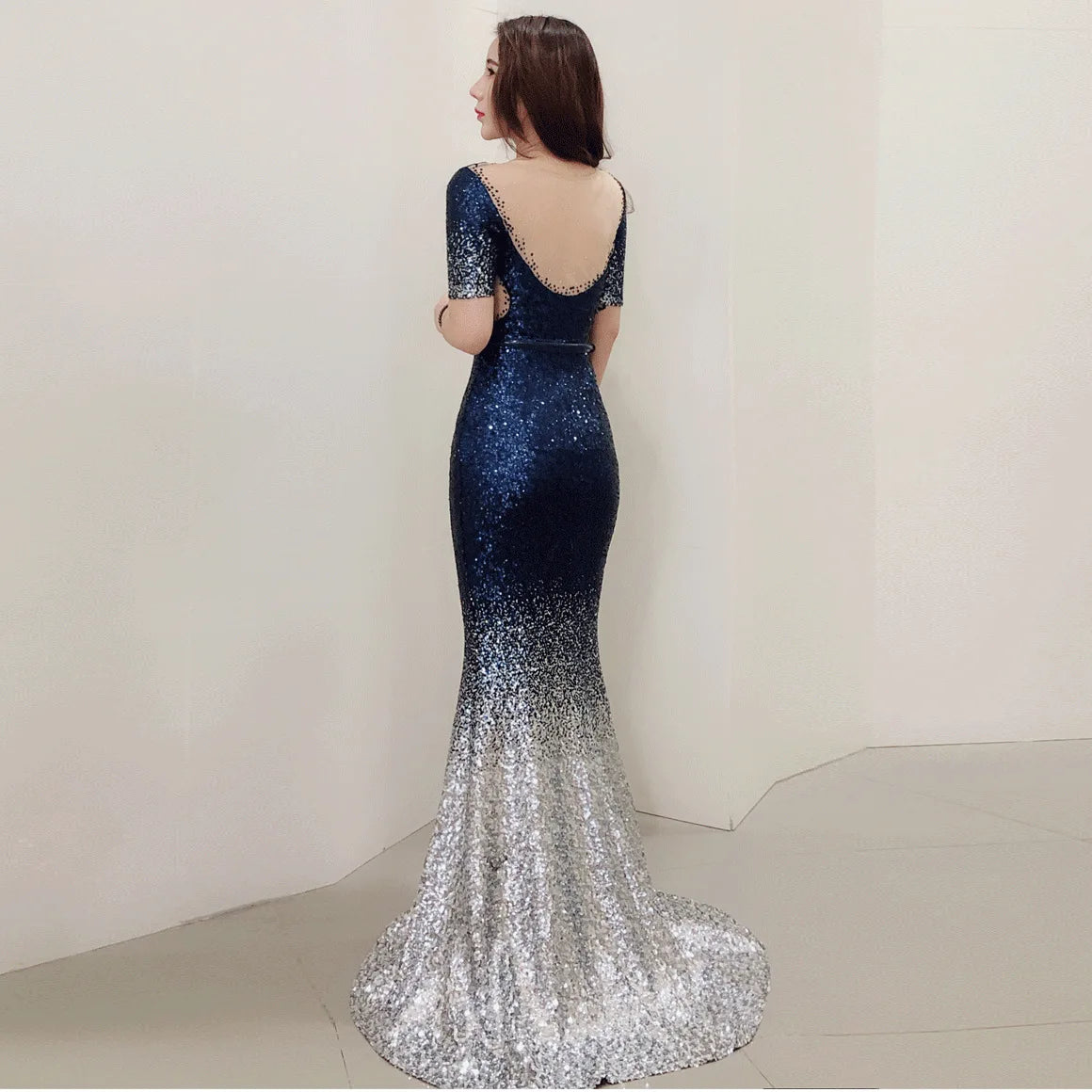 Article comforme à l'image, créez votre style en choisissant votre taille, couleur pour une satifaction parfaite!