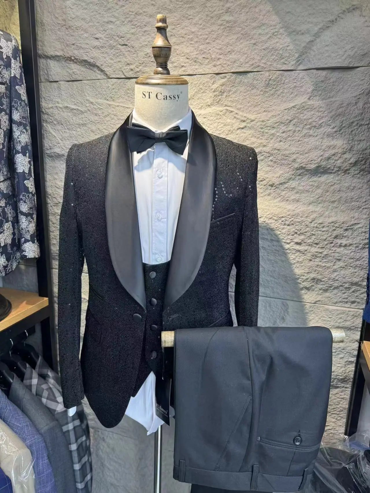 Article comforme à l'image, créez votre style en choisissant votre taille, couleur pour une satifaction parfaite!