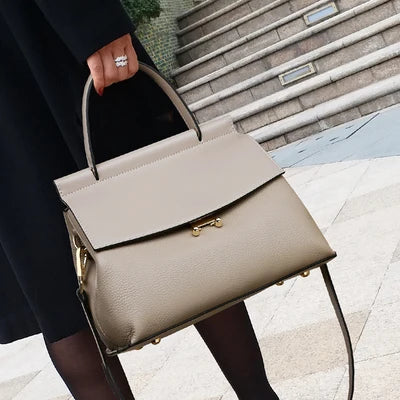 Article comforme à l'image, créez votre style en choisissant votre taille, couleur pour une satifaction parfaite!