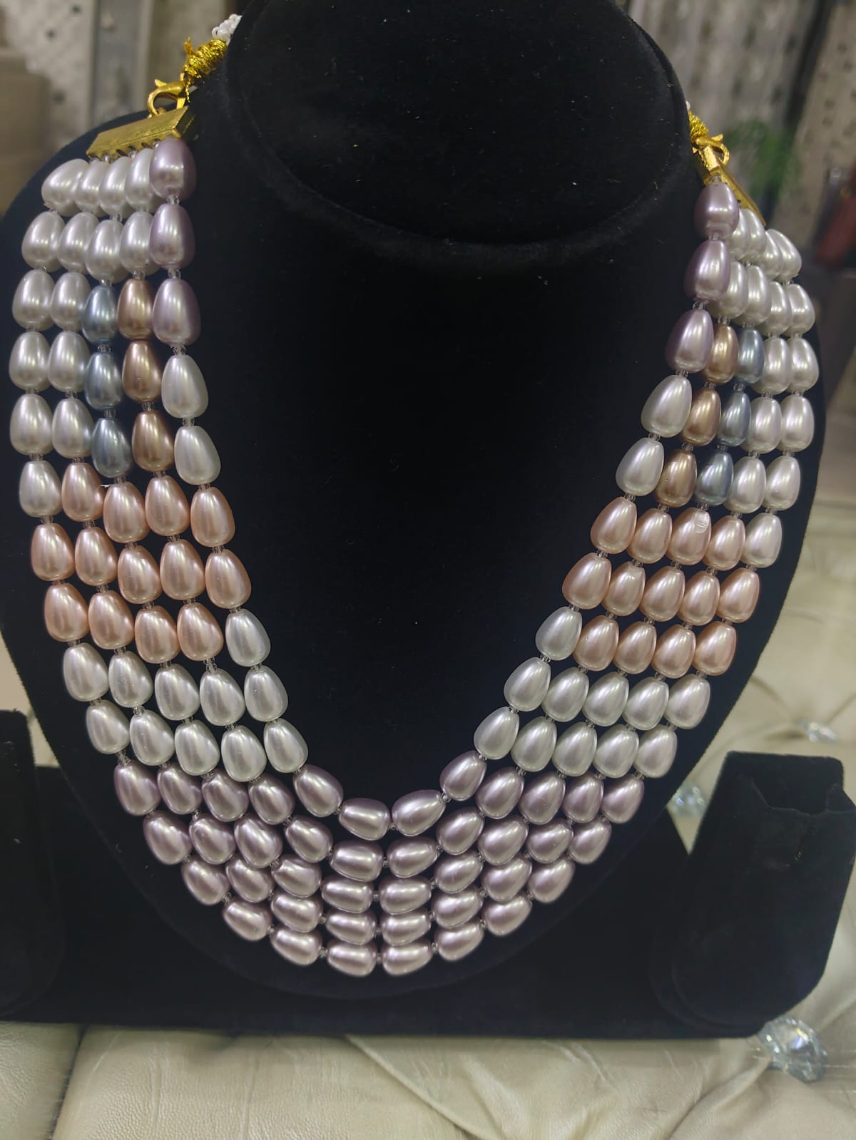 Article comforme à l'image, créez votre style en choisissant votre taille, couleur pour une satifaction parfaite!