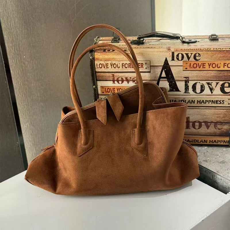 Article comforme à l'image, créez votre style en choisissant votre taille, couleur pour une satifaction parfaite!