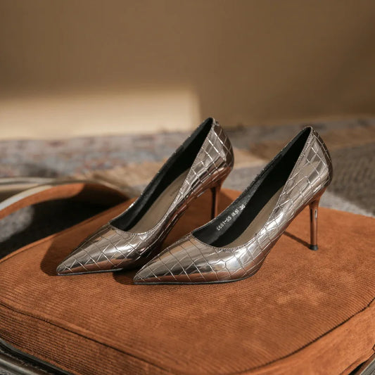 Article comforme à l'image, créez votre style en choisissant votre taille, couleur pour une satifaction parfaite!