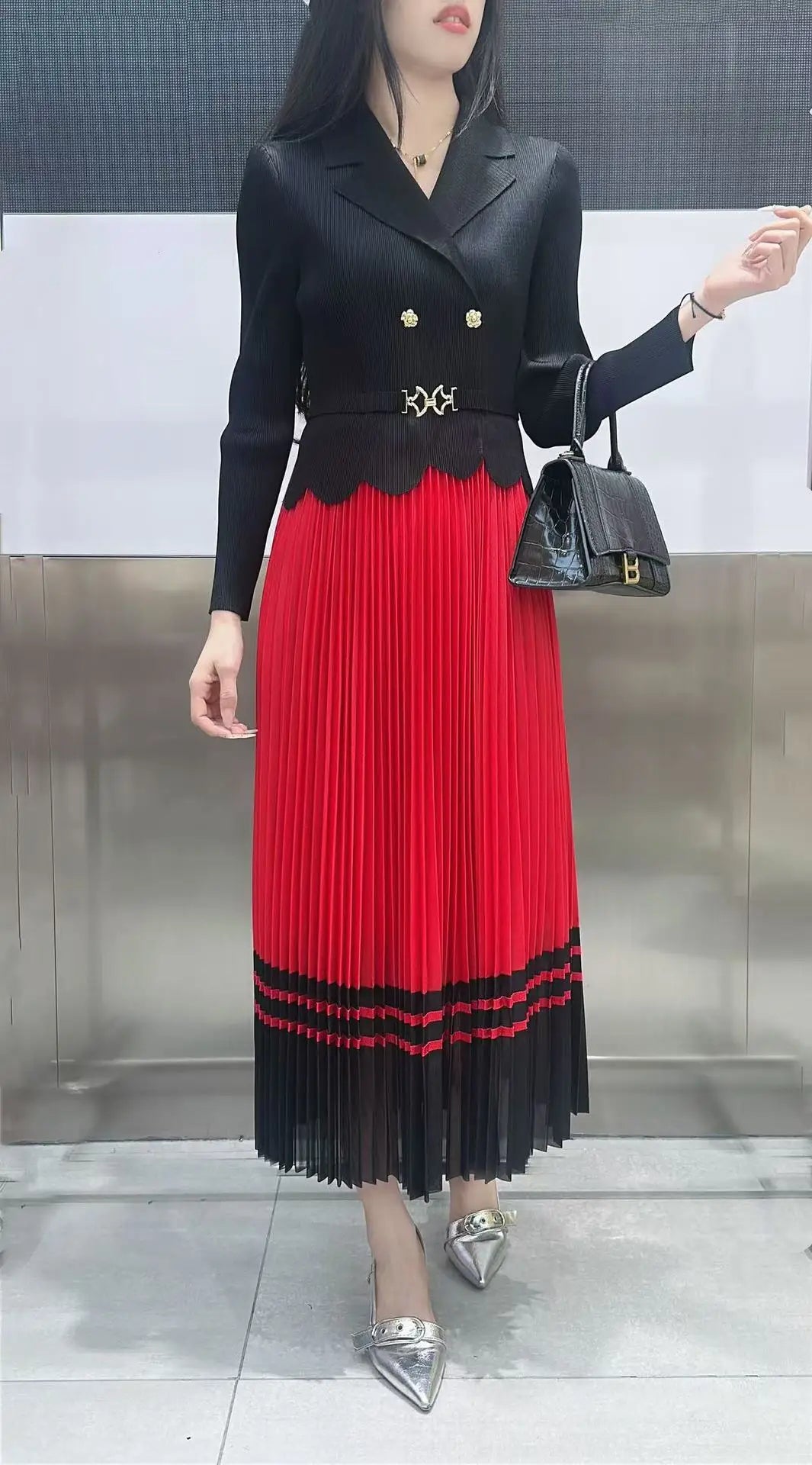 Article comforme à l'image, créez votre style en choisissant votre taille, couleur pour une satifaction parfaite!