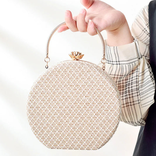 Article comforme à l'image, créez votre style en choisissant votre taille, couleur pour une satifaction parfaite!