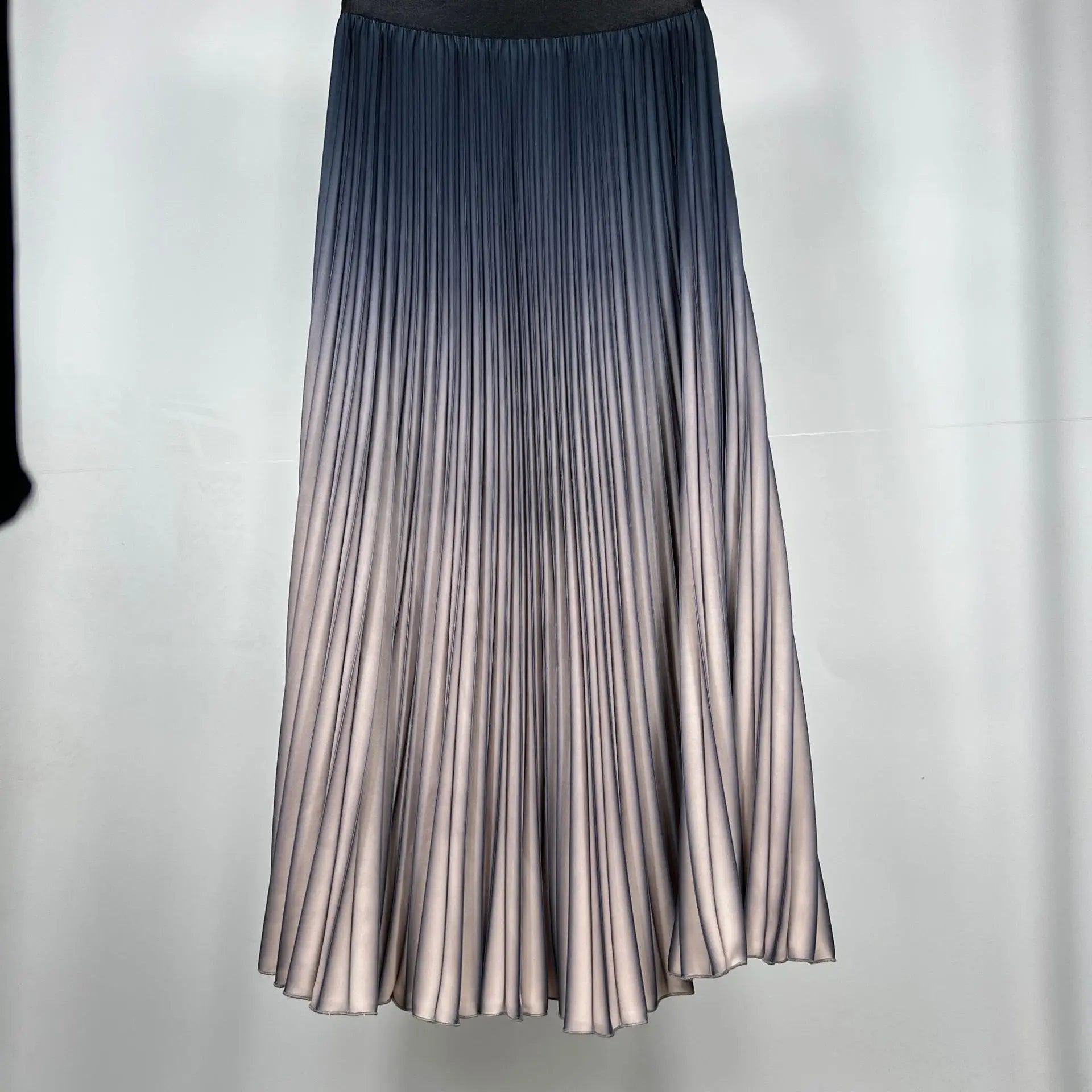 Article comforme à l'image, créez votre style en choisissant votre taille, couleur pour une satifaction parfaite!