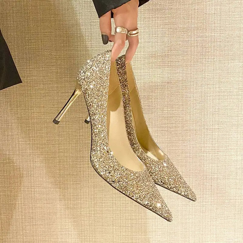 Article comforme à l'image, créez votre style en choisissant votre taille, couleur pour une satifaction parfaite!