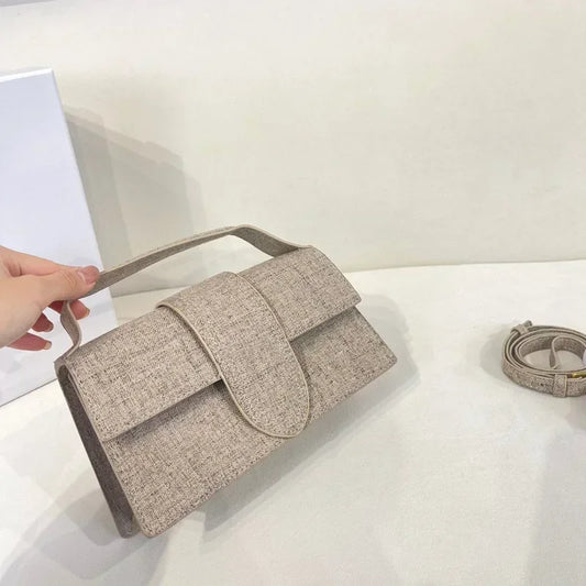 Article comforme à l'image, créez votre style en choisissant votre taille, couleur pour une satifaction parfaite!