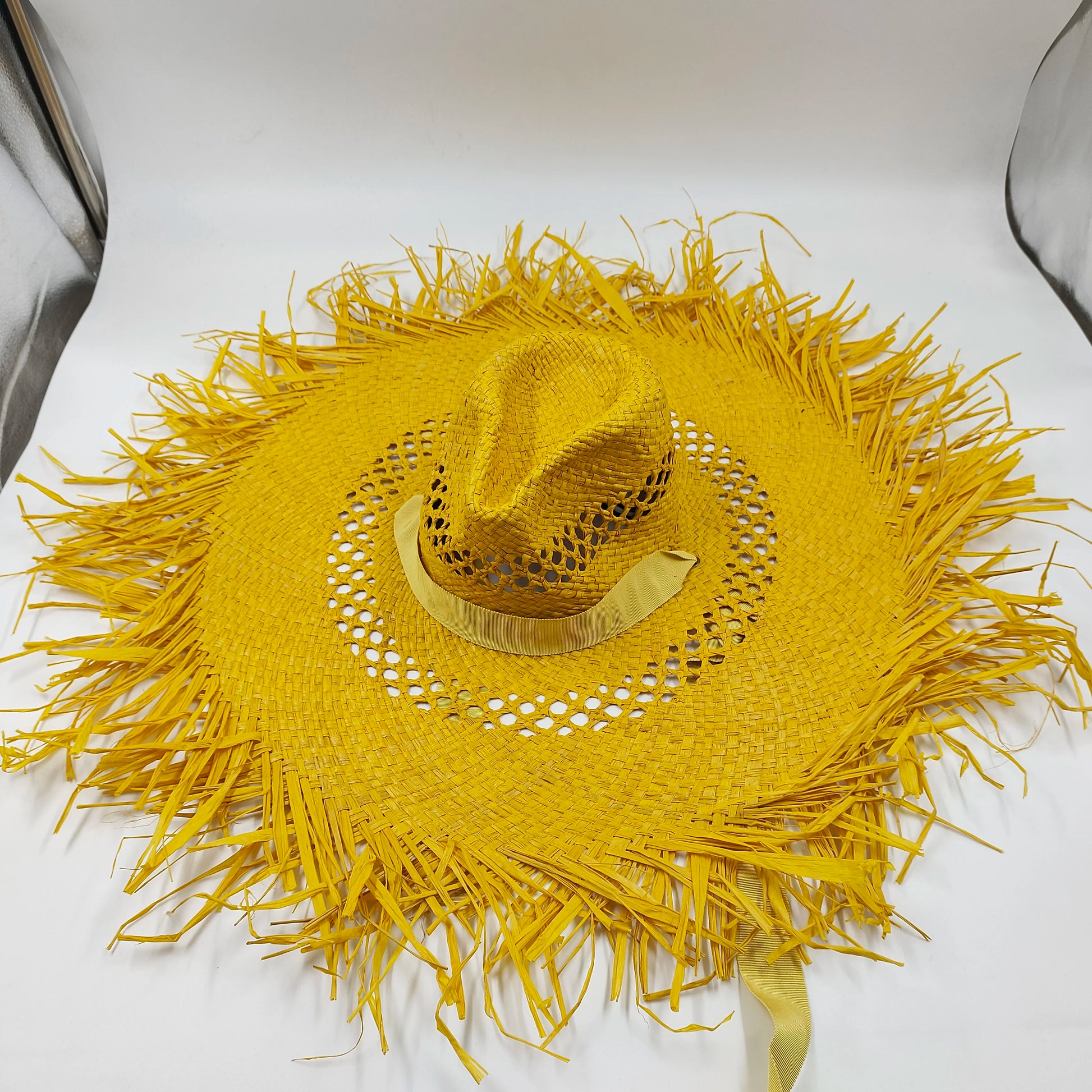 Article comforme à l'image, créez votre style en choisissant votre taille, couleur pour une satifaction parfaite!