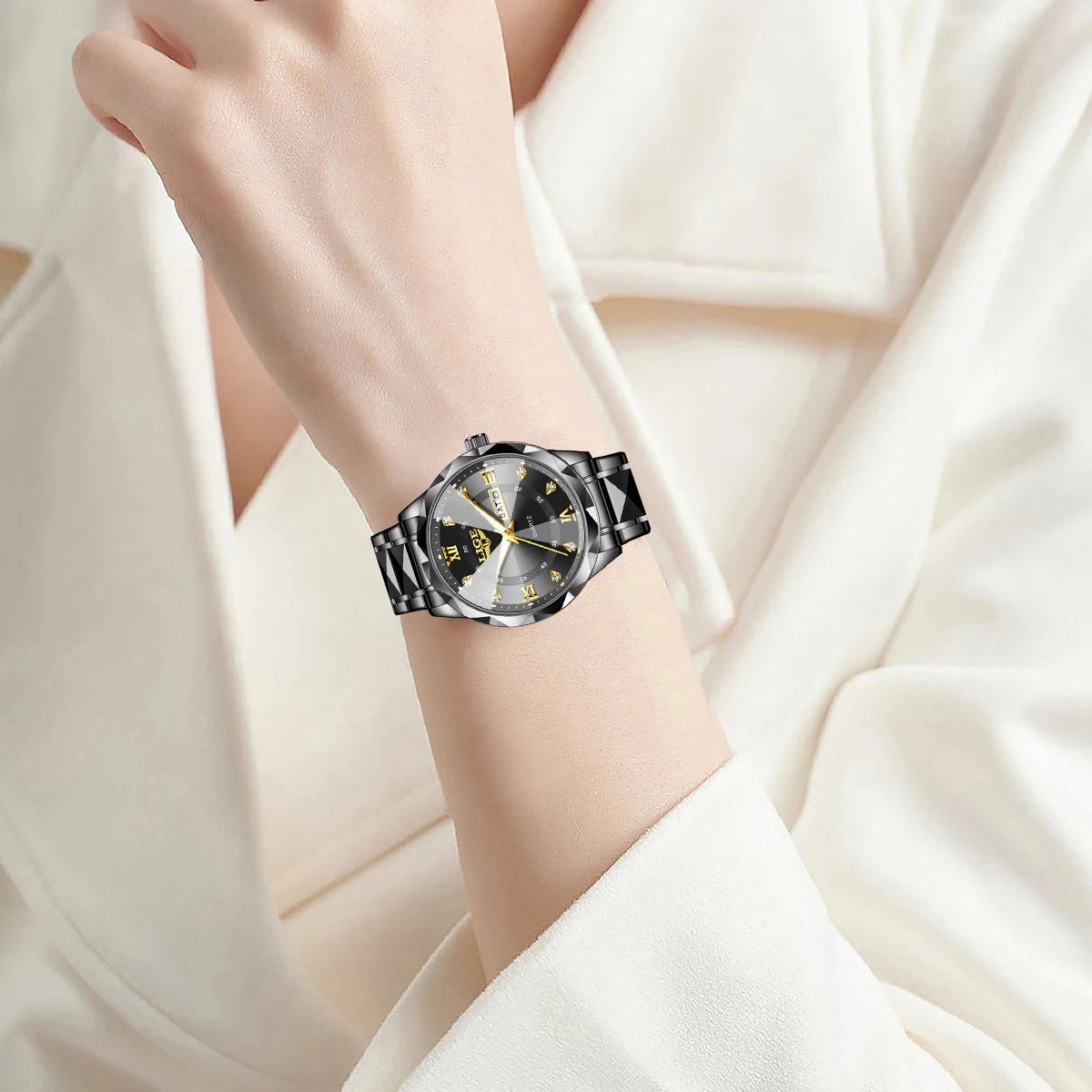 Article comforme à l'image, créez votre style en choisissant votre taille, couleur pour une satifaction parfaite!