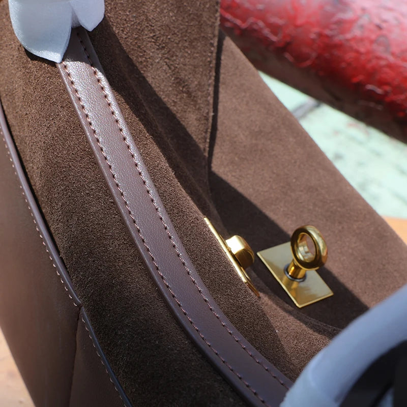 Article comforme à l'image, créez votre style en choisissant votre taille, couleur pour une satifaction parfaite!