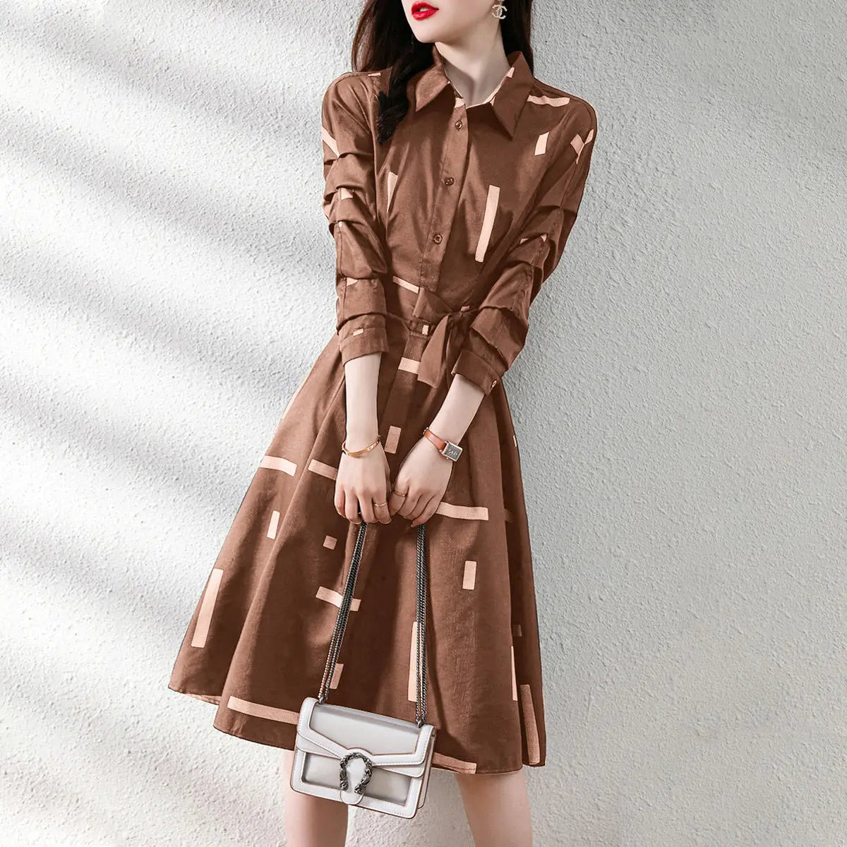 Article comforme à l'image, créez votre style en choisissant votre taille, couleur pour une satifaction parfaite!