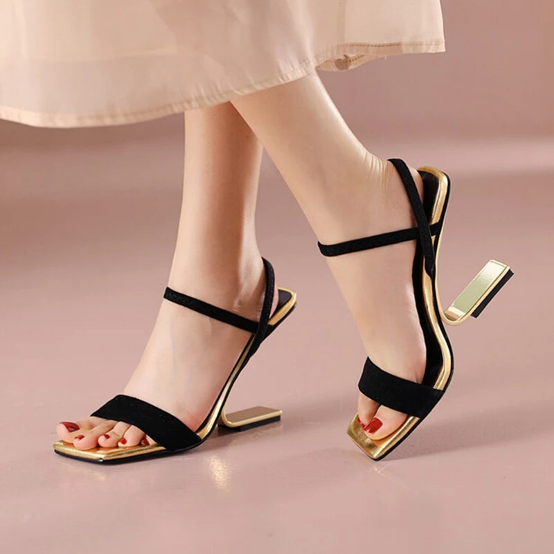 Article comforme à l'image, créez votre style en choisissant votre taille, couleur pour une satifaction parfaite!