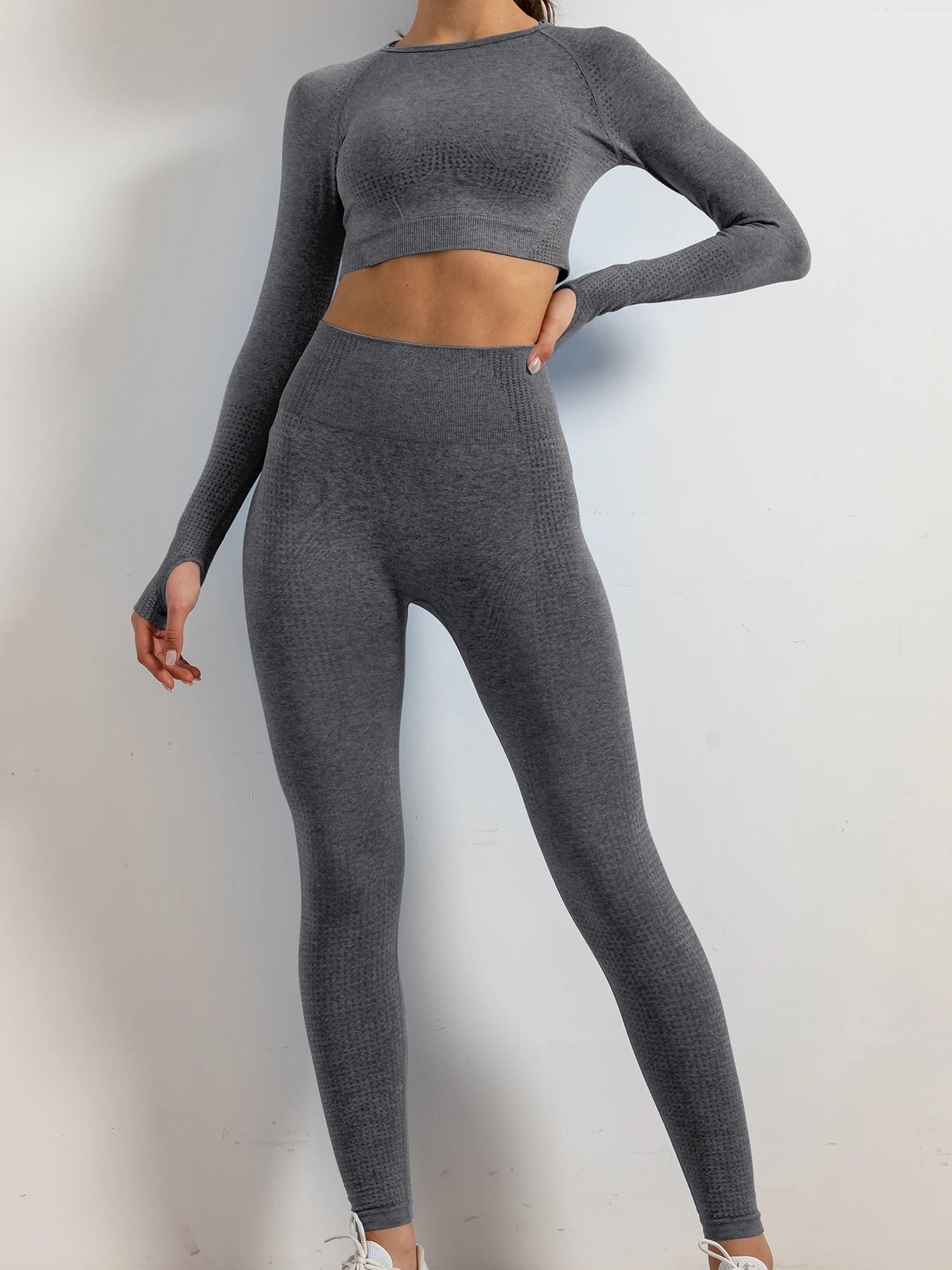 Article comforme à l'image, créez votre style en choisissant votre taille, couleur pour une satifaction parfaite!