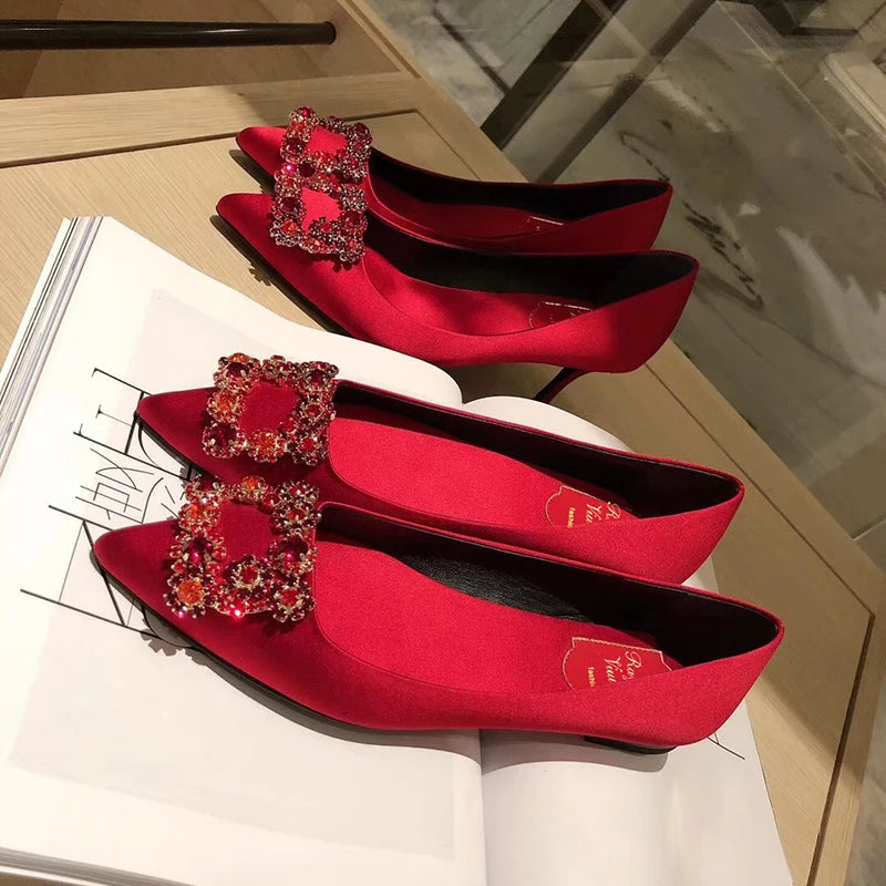 Article comforme à l'image, créez votre style en choisissant votre taille, couleur pour une satifaction parfaite!