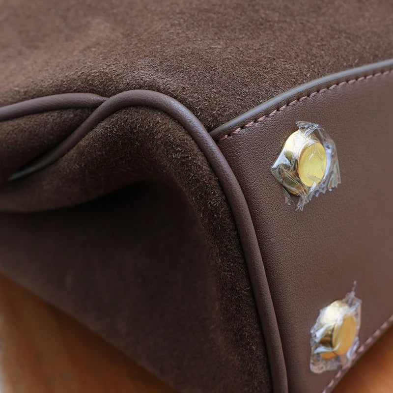 Article comforme à l'image, créez votre style en choisissant votre taille, couleur pour une satifaction parfaite!