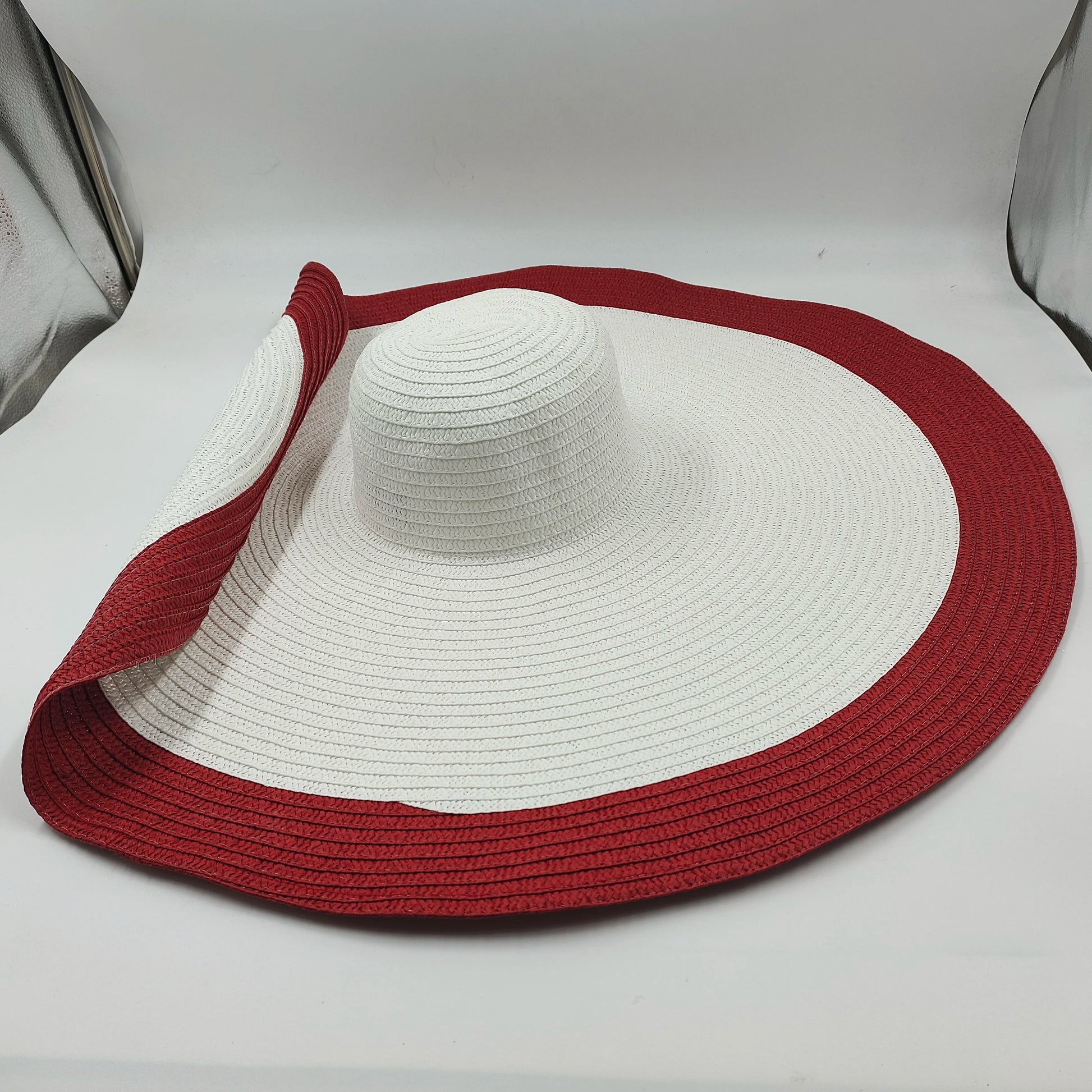 Article comforme à l'image, créez votre style en choisissant votre taille, couleur pour une satifaction parfaite!