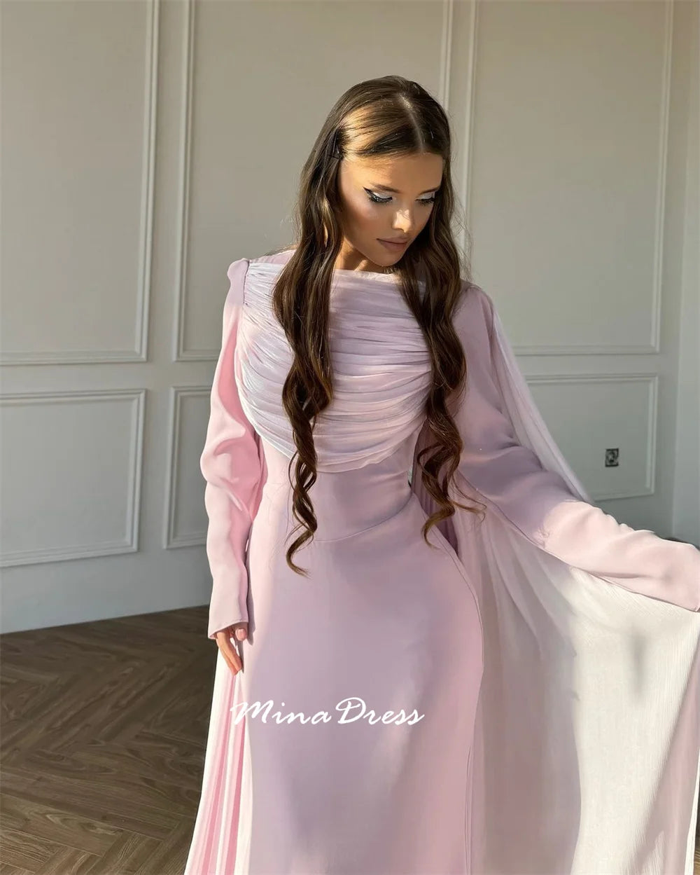 Article comforme à l'image, créez votre style en choisissant votre taille, couleur pour une satifaction parfaite!