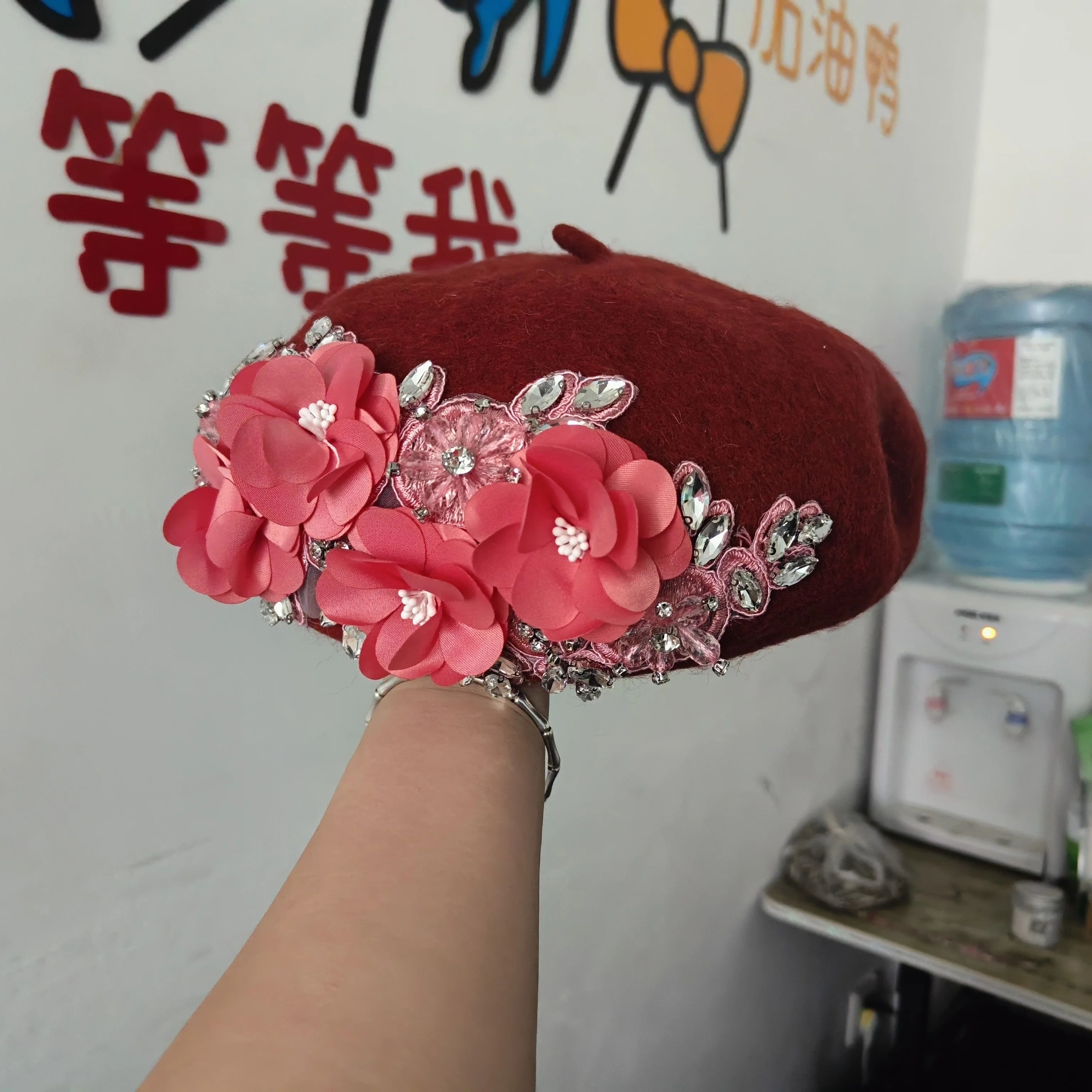 Article comforme à l'image, créez votre style en choisissant votre taille, couleur pour une satifaction parfaite!