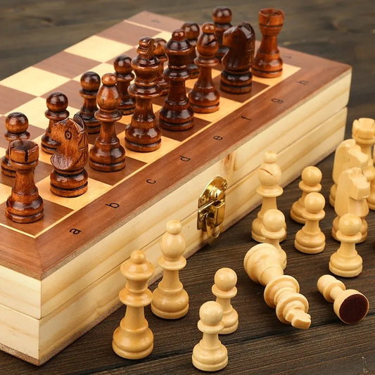Jeu d'échecs pliant en bois magnétique, plateau de jeu feutré, rangement intérieur, cadeau pour adultes et enfants, jeu familial, 24x24cm