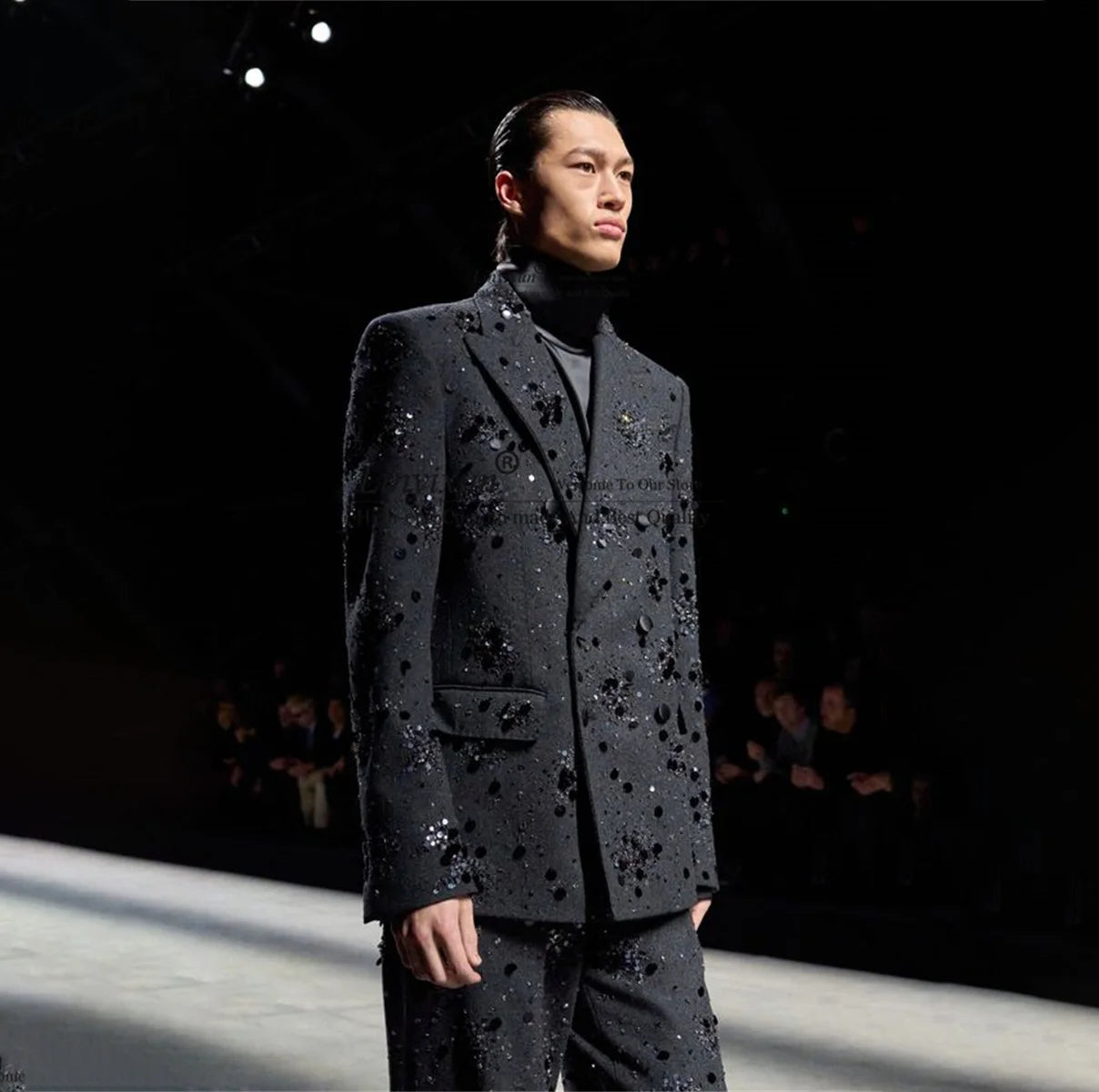 Article comforme à l'image, créez votre style en choisissant votre taille, couleur pour une satifaction parfaite!