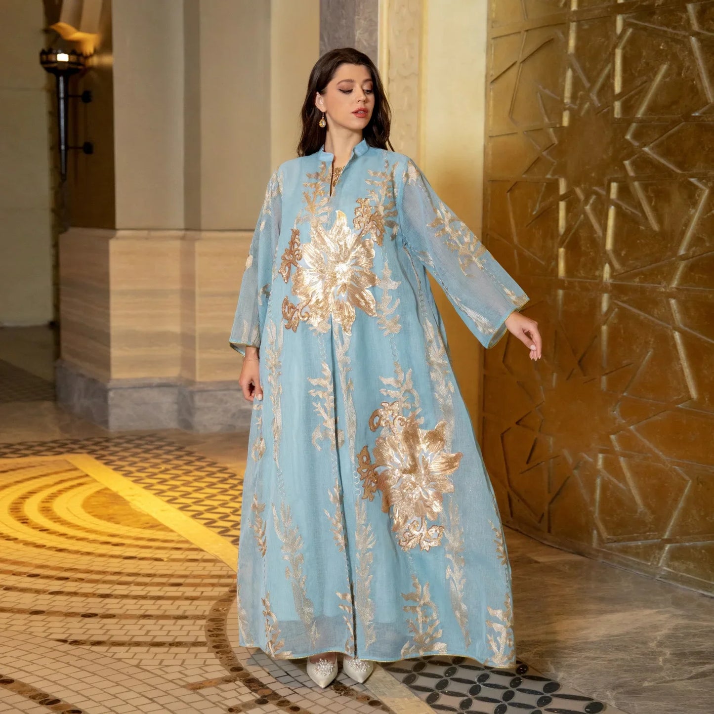 Zigui élégant caftan, robe de soirée or broderie paillettes bleu clair en mousseline de soie