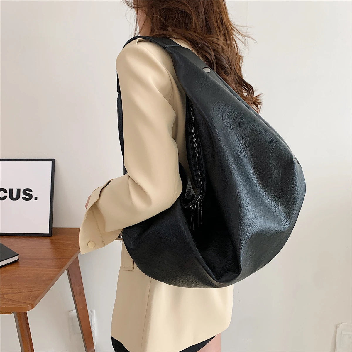 Article comforme à l'image, créez votre style en choisissant votre taille, couleur pour une satifaction parfaite!