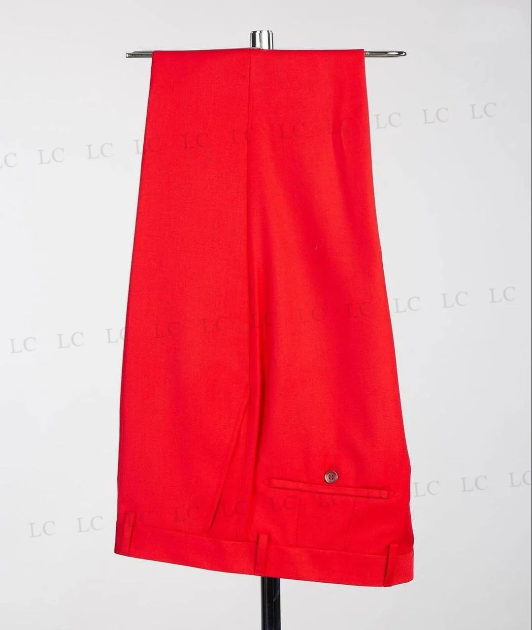 Article comforme à l'image, créez votre style en choisissant votre taille, couleur pour une satifaction parfaite!