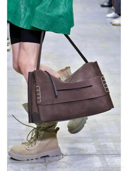 Article comforme à l'image, créez votre style en choisissant votre taille, couleur pour une satifaction parfaite!