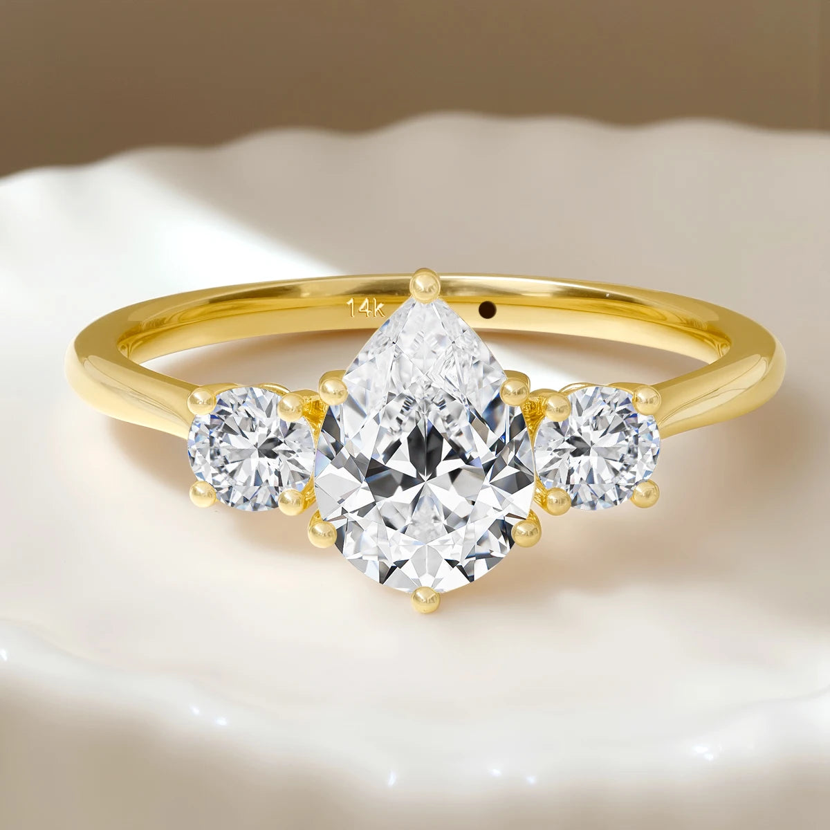 Article comforme à l'image, créez votre style en choisissant votre taille, couleur pour une satifaction parfaite!