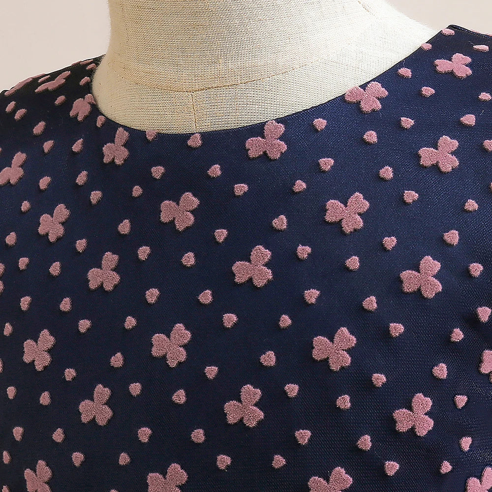 Article comforme à l'image, créez votre style en choisissant votre taille, couleur pour une satifaction parfaite!