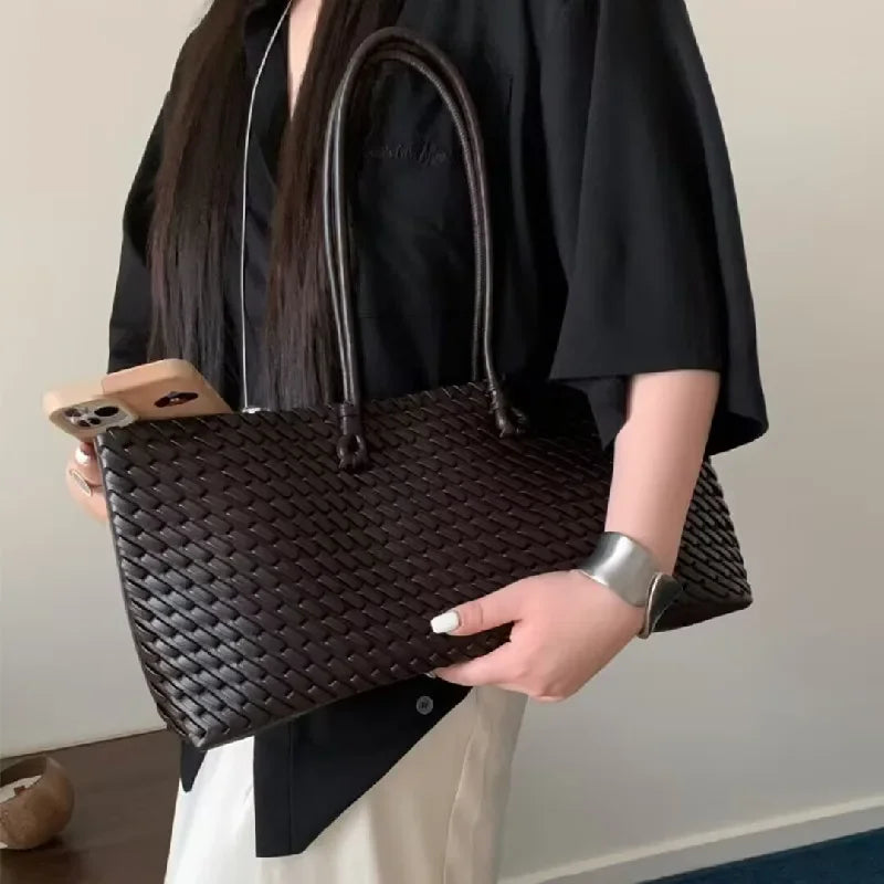 Article comforme à l'image, créez votre style en choisissant votre taille, couleur pour une satifaction parfaite!