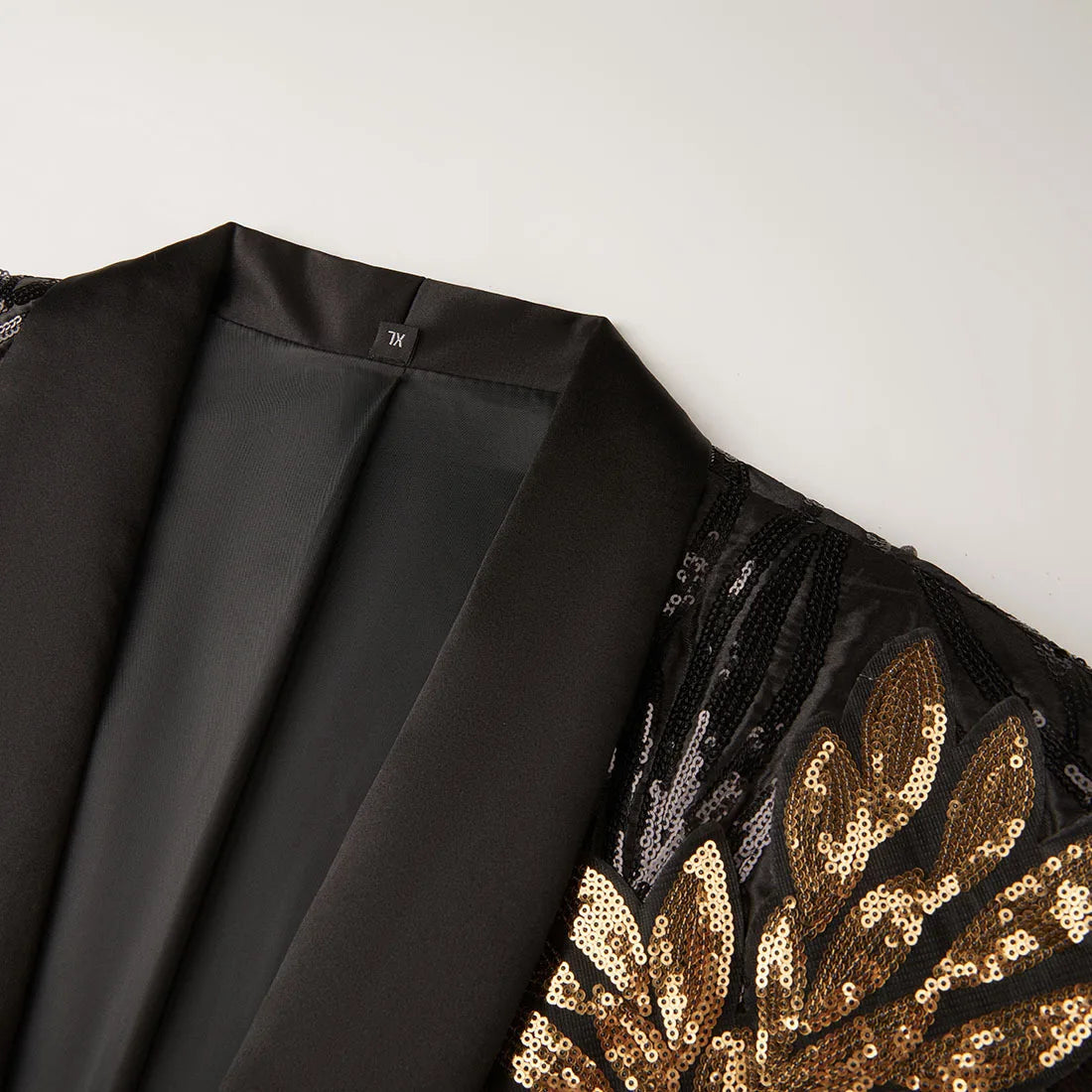 Article comforme à l'image, créez votre style en choisissant votre taille, couleur pour une satifaction parfaite!