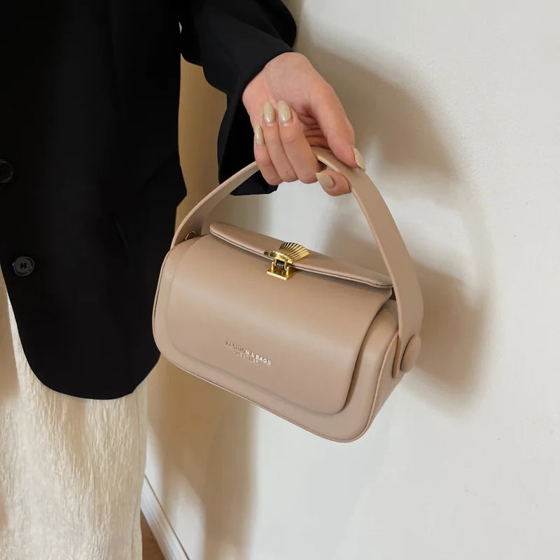 Article comforme à l'image, créez votre style en choisissant votre taille, couleur pour une satifaction parfaite!