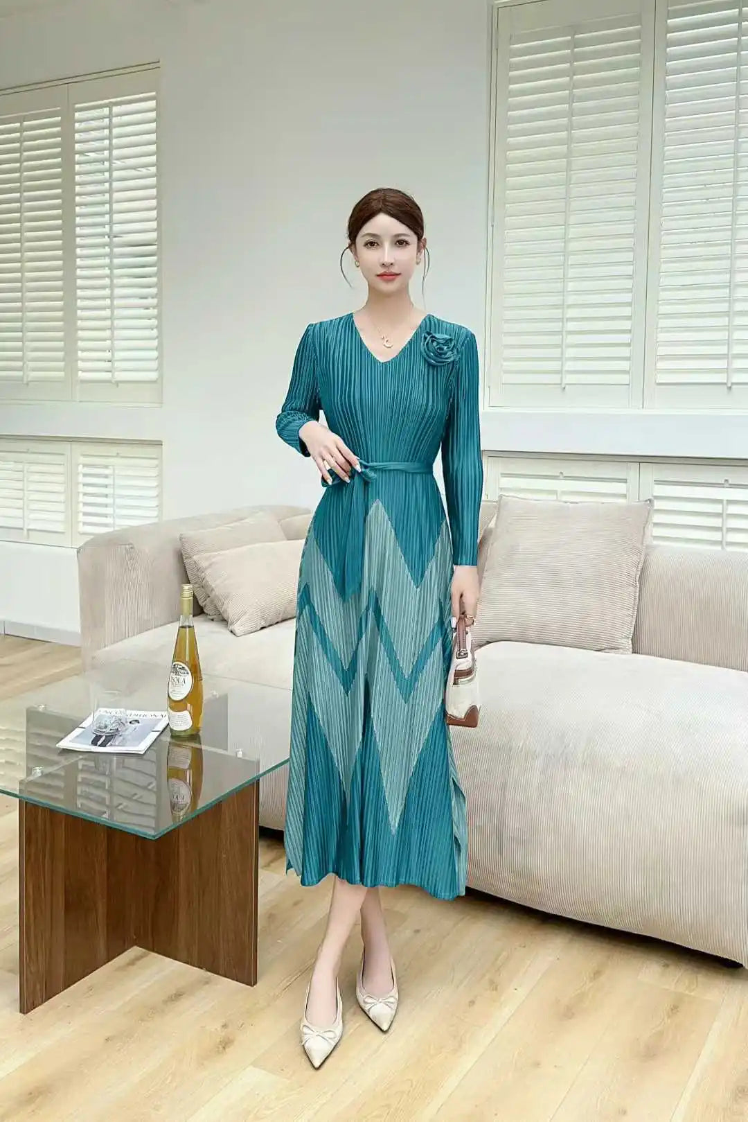 Article comforme à l'image, créez votre style en choisissant votre taille, couleur pour une satifaction parfaite!