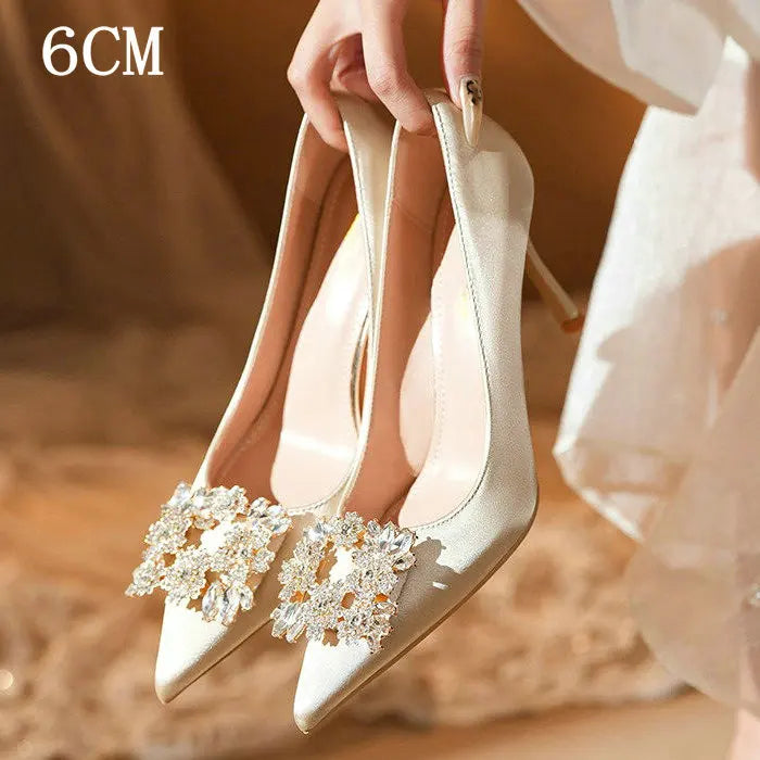 Article comforme à l'image, créez votre style en choisissant votre taille, couleur pour une satifaction parfaite!