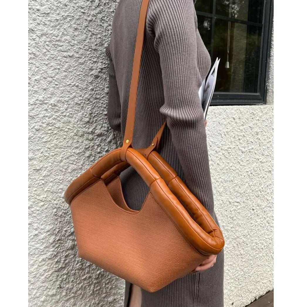 Article comforme à l'image, créez votre style en choisissant votre taille, couleur pour une satifaction parfaite!