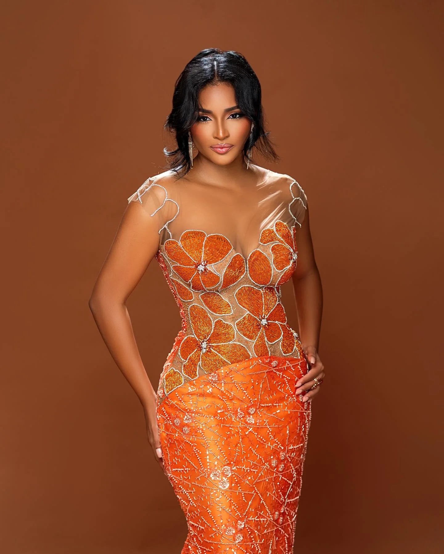 Article comforme à l'image, créez votre style en choisissant votre taille, couleur pour une satifaction parfaite!