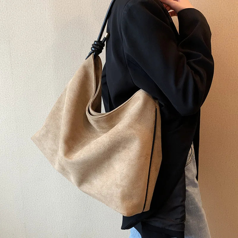 Article comforme à l'image, créez votre style en choisissant votre taille, couleur pour une satifaction parfaite!