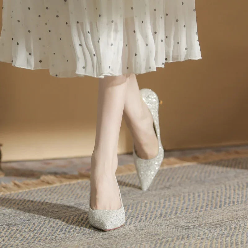 Article comforme à l'image, créez votre style en choisissant votre taille, couleur pour une satifaction parfaite!