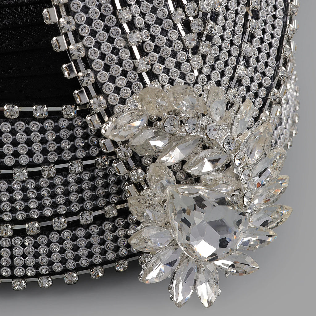 Article comforme à l'image, créez votre style en choisissant votre taille, couleur pour une satifaction parfaite!