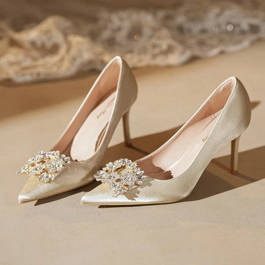 Article comforme à l'image, créez votre style en choisissant votre taille, couleur pour une satifaction parfaite!