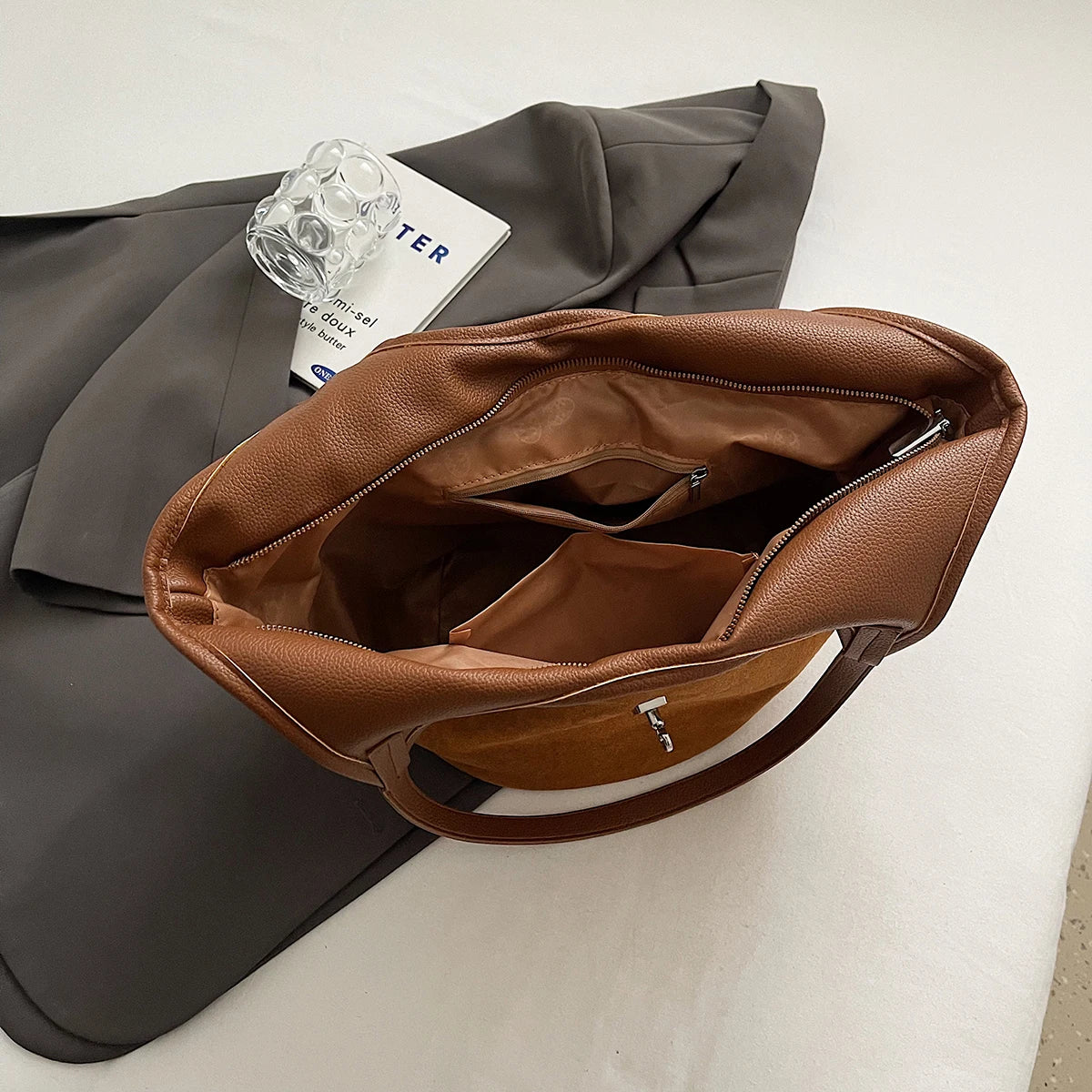 Article comforme à l'image, créez votre style en choisissant votre taille, couleur pour une satifaction parfaite!