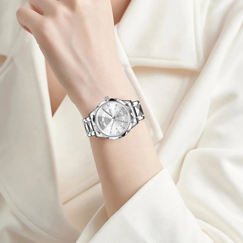 Article comforme à l'image, créez votre style en choisissant votre taille, couleur pour une satifaction parfaite!