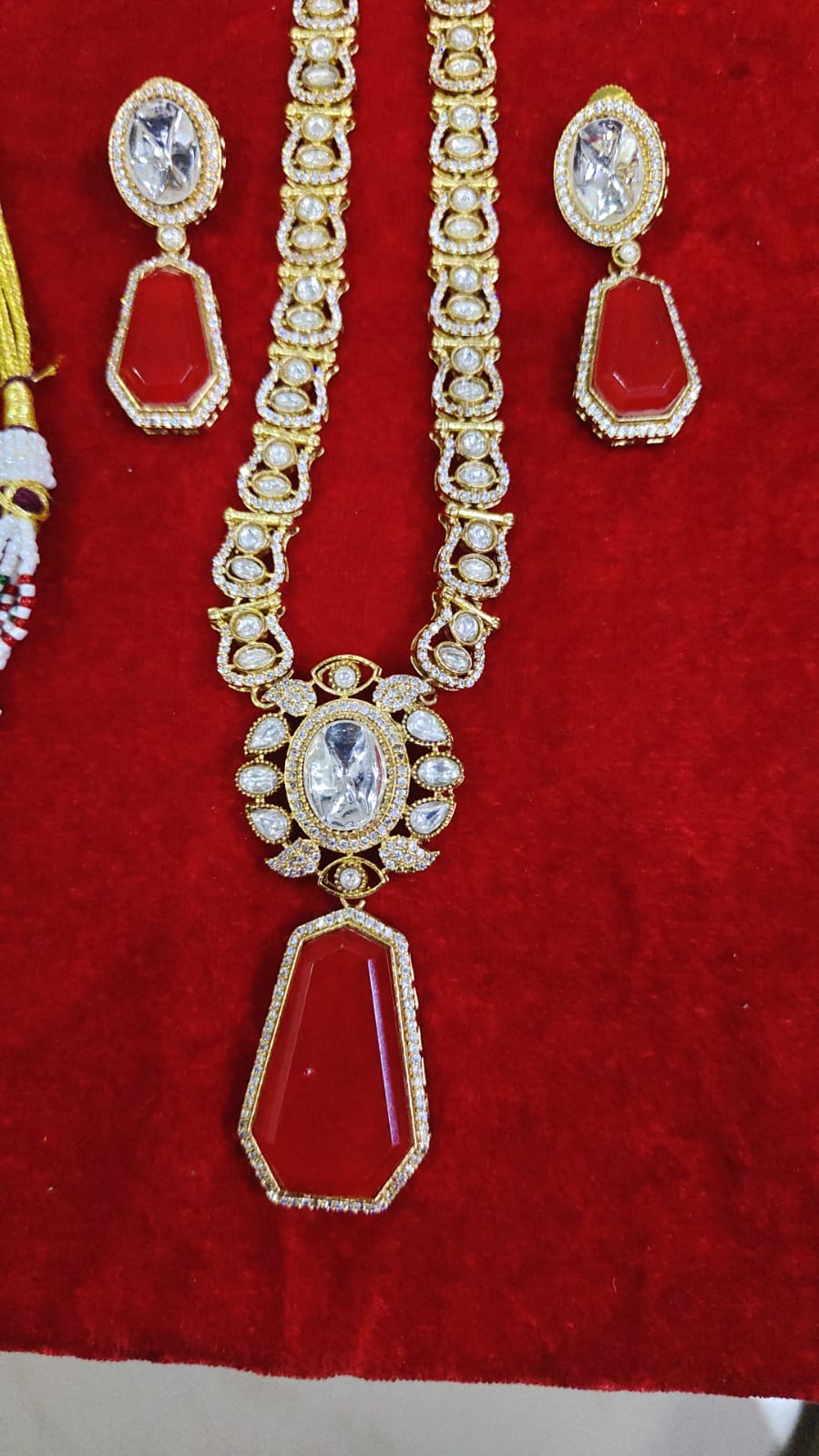 Article comforme à l'image, créez votre style en choisissant votre taille, couleur pour une satifaction parfaite!